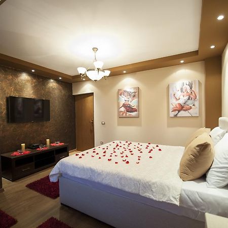 Benvenuti Apartments سيتينيي الغرفة الصورة