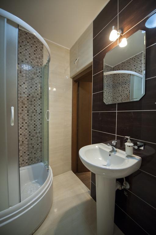 Benvenuti Apartments سيتينيي الغرفة الصورة