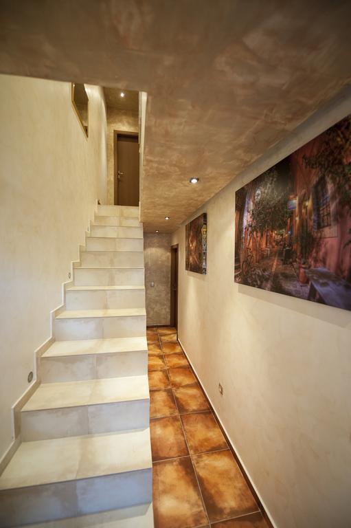 Benvenuti Apartments سيتينيي المظهر الخارجي الصورة